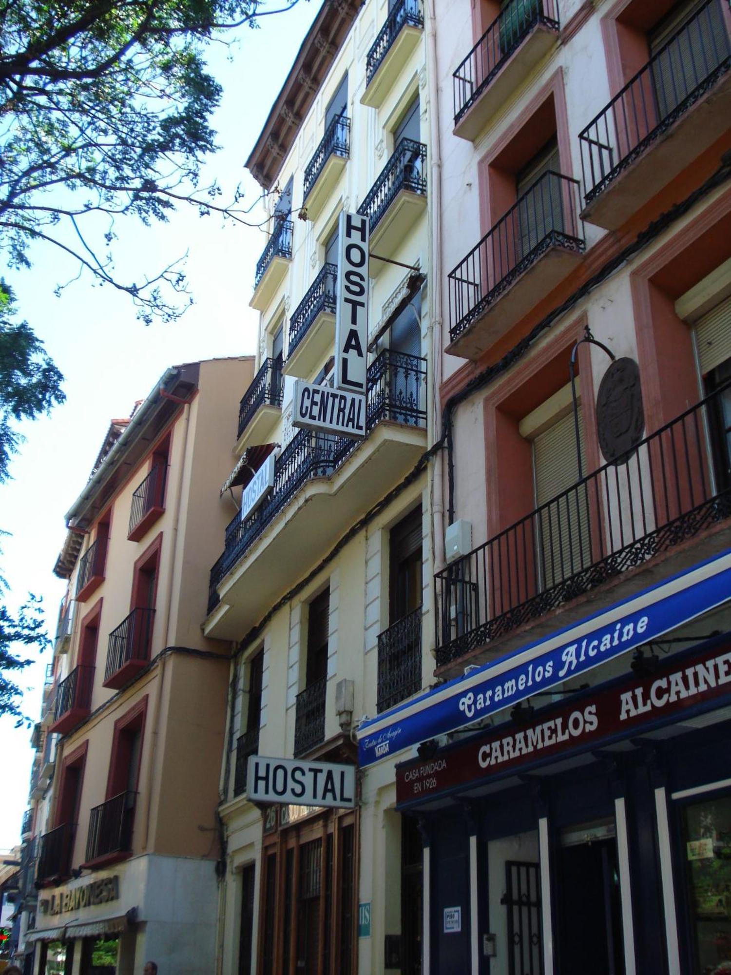 Hostel Central Zaragoza Buitenkant foto