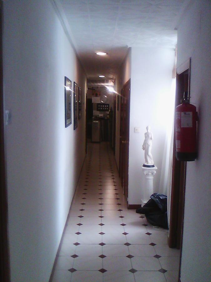 Hostel Central Zaragoza Buitenkant foto